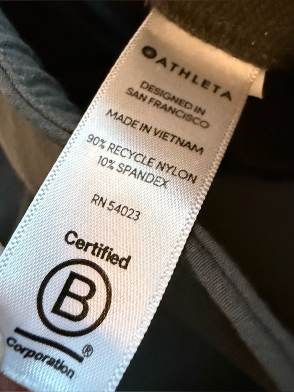 Athleta Wander Slim Straight Crop Pants Arbor Olive Green Casual Women’s Size 4 - Picture 11 of 12
